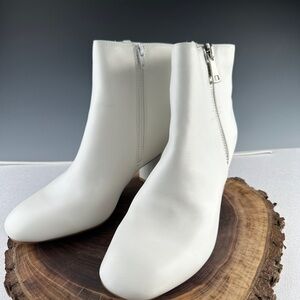 Elegant White Ankle Boots